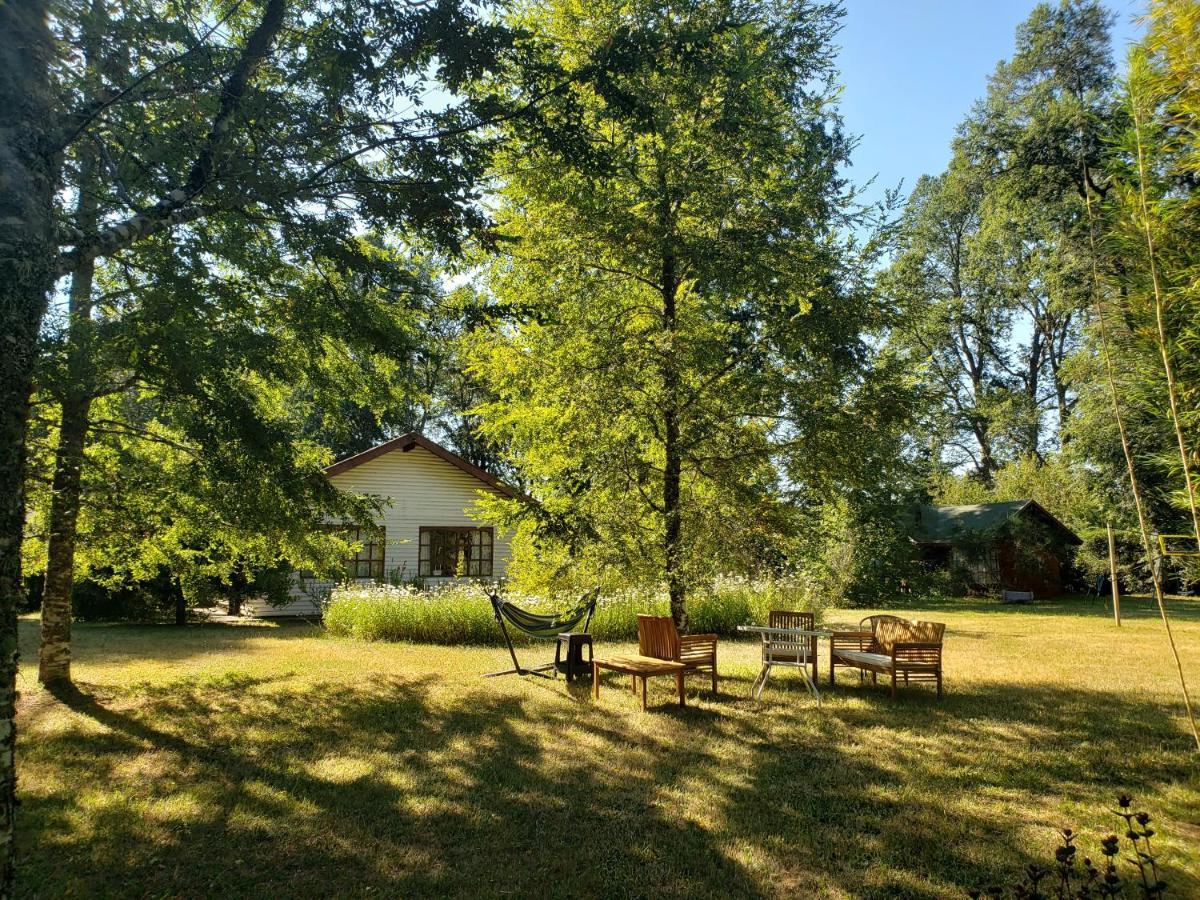 La Casa Del Arbol Villarrica Cabanas-Piscina-Tinajas Εξωτερικό φωτογραφία