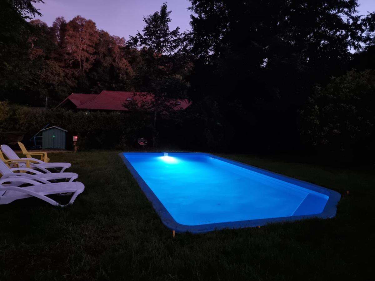 La Casa Del Arbol Villarrica Cabanas-Piscina-Tinajas Εξωτερικό φωτογραφία