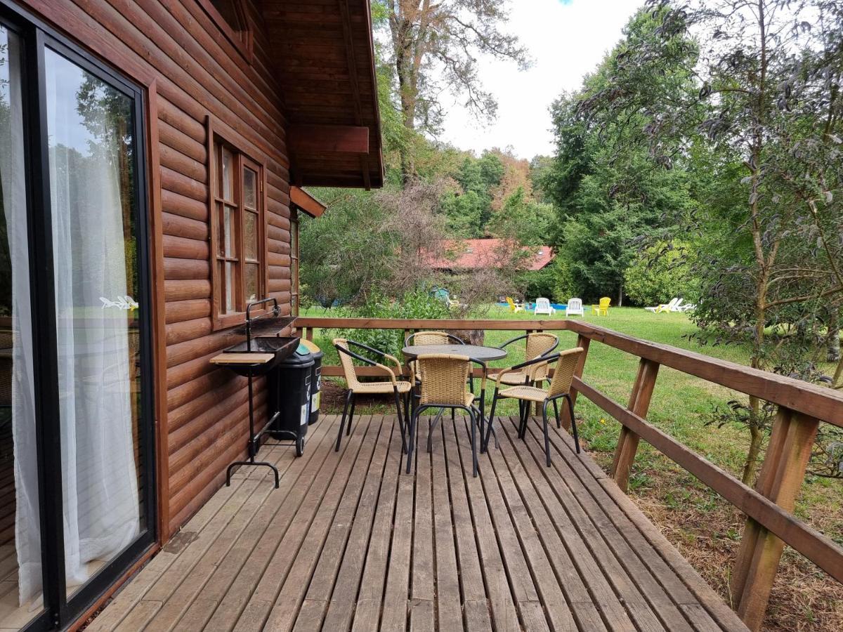 La Casa Del Arbol Villarrica Cabanas-Piscina-Tinajas Εξωτερικό φωτογραφία